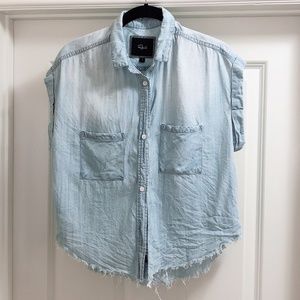 Rails Light Denim Short Sleeve Size S